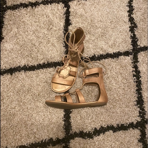 GLADIATOR sandals!!!!! - Picture 2 of 3